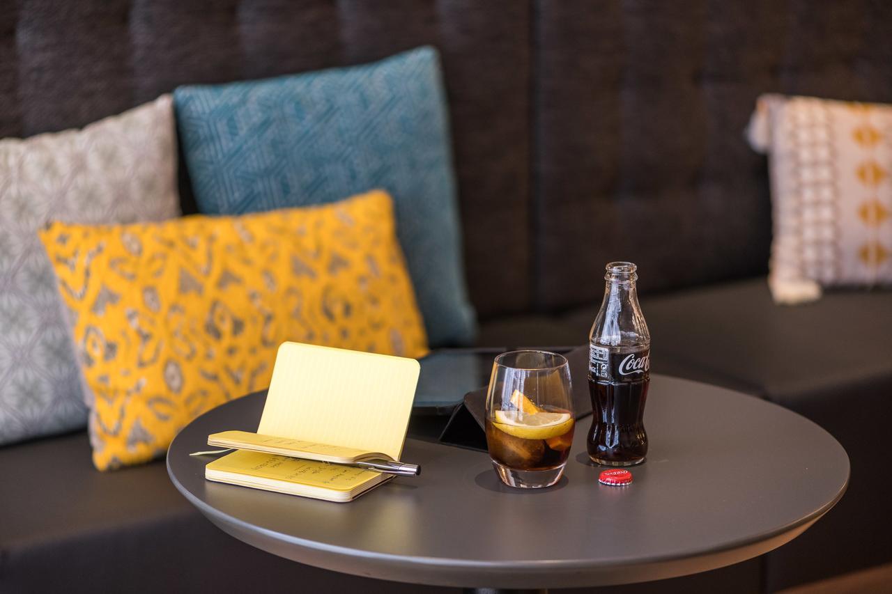 Up Rooms Vic Hotel מראה חיצוני תמונה