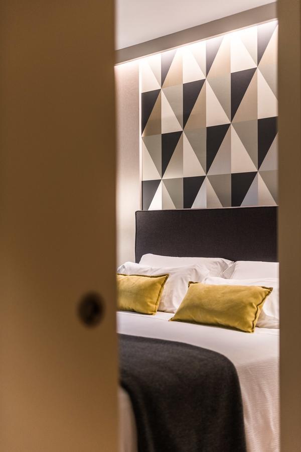 Up Rooms Vic Hotel מראה חיצוני תמונה